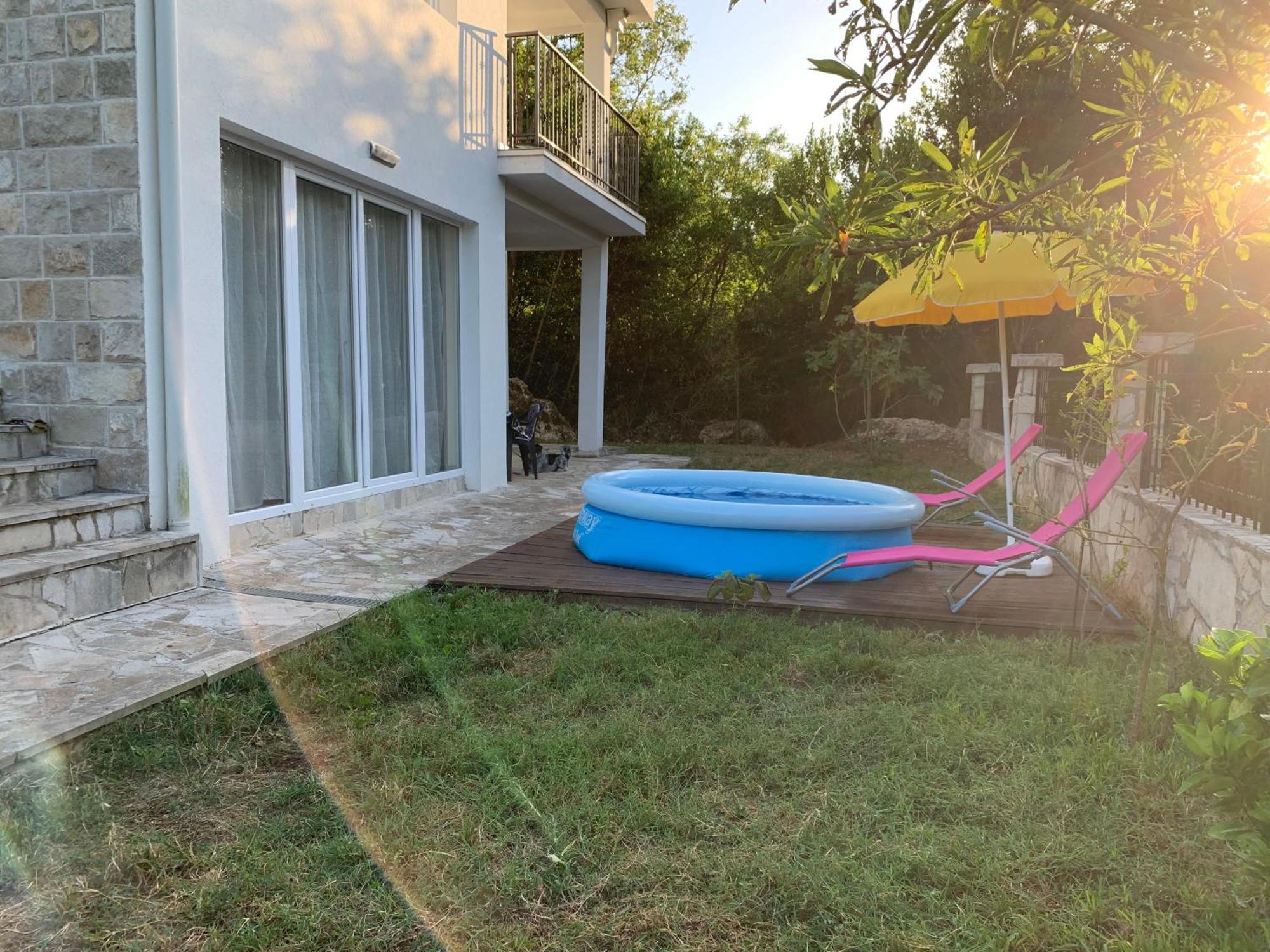 Вилла Patrick House Тиват Экстерьер фото