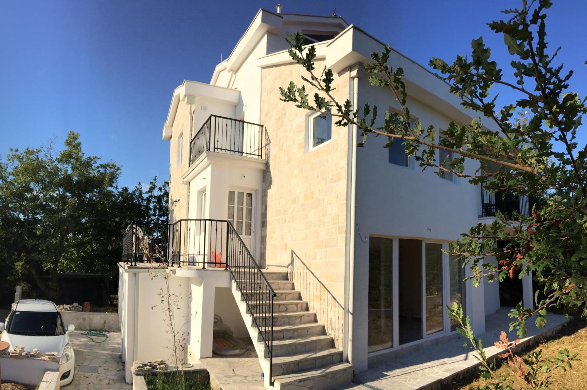 Вилла Patrick House Тиват Экстерьер фото