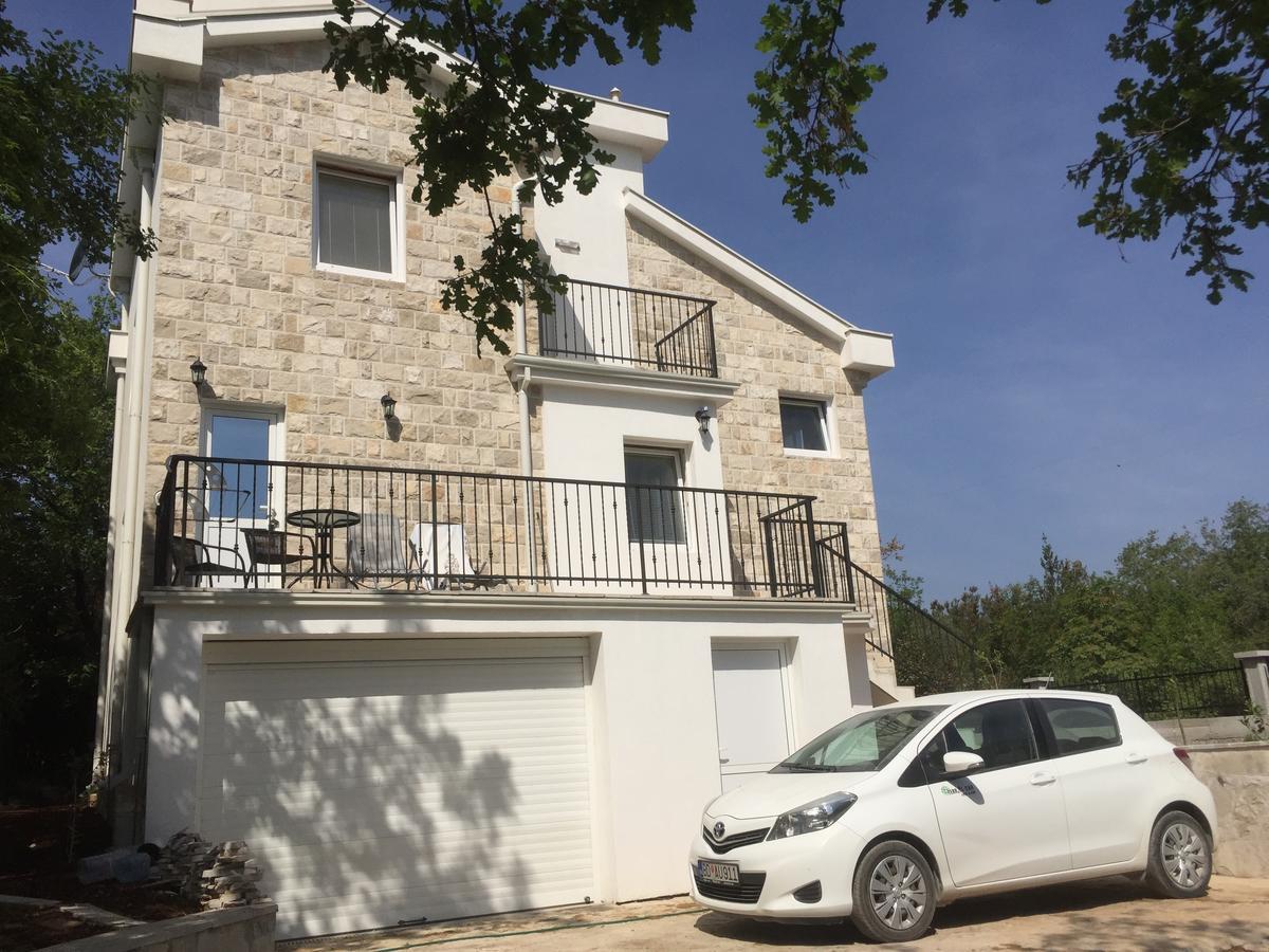 Вилла Patrick House Тиват Экстерьер фото